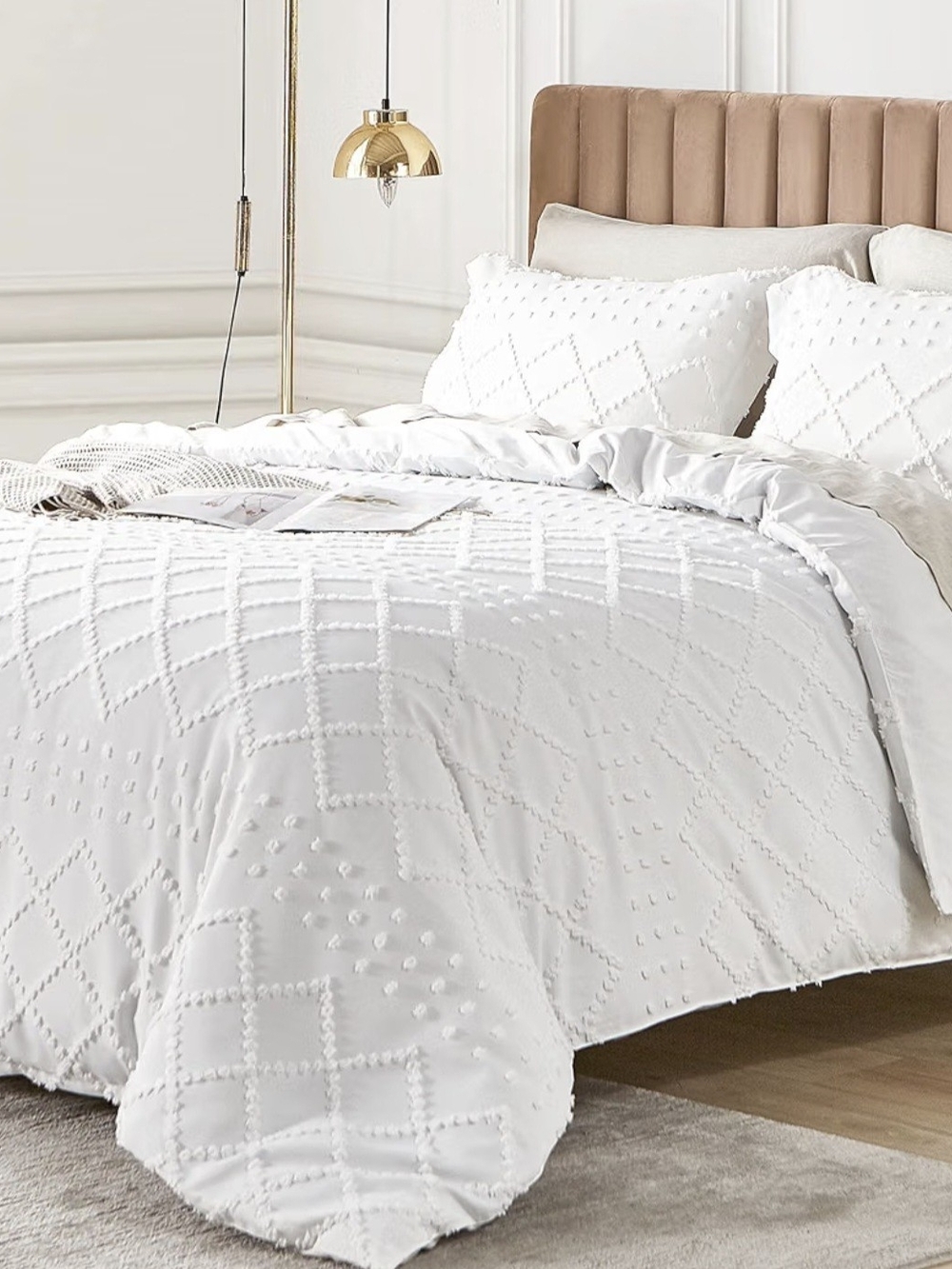 *NEW* Queen Classic White Textured Duvet & Pillow Shams